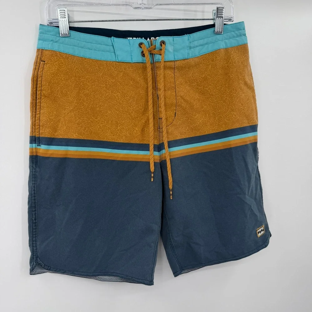Billabong Lo Tides Fifty50 Board Shorts Mens 30 Blue Yellow Paisley‎ Swim Trunks